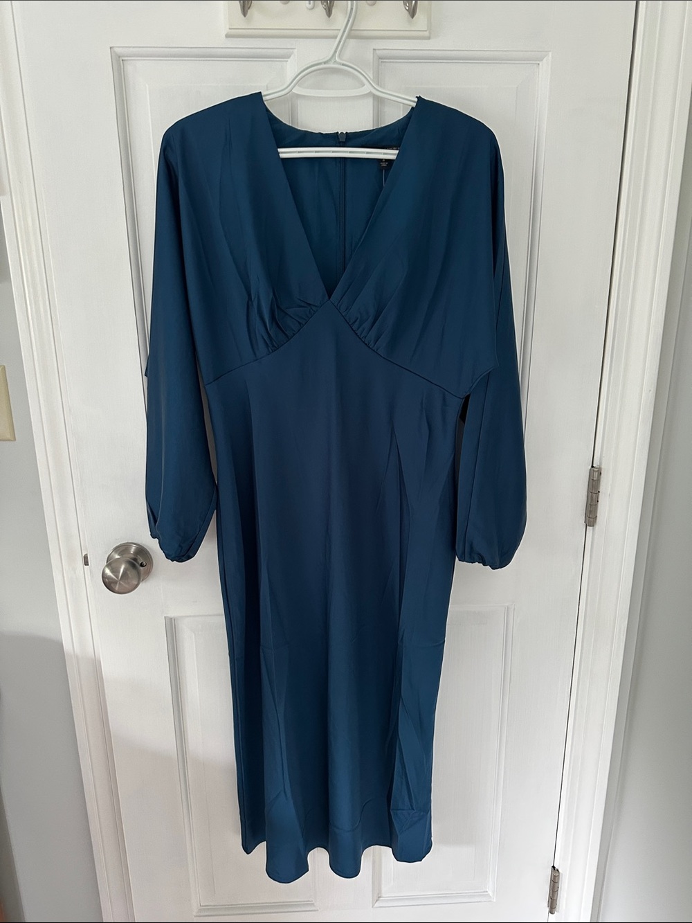 Banana Republic Deep Teal V-Neck Long Sleeve Midi Dress